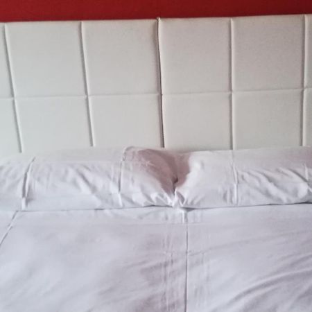 B&B Porta Appia Imola Bagian luar foto